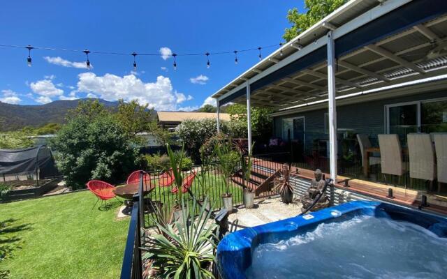 103 Lakeside