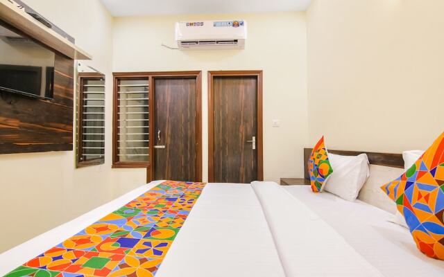 Fabhotel Moon Trip