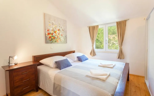 Tonci - Comfortable & Surrounded by Nature - H