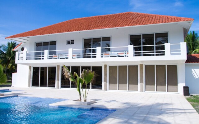 Venecia Marina & Yacht Club