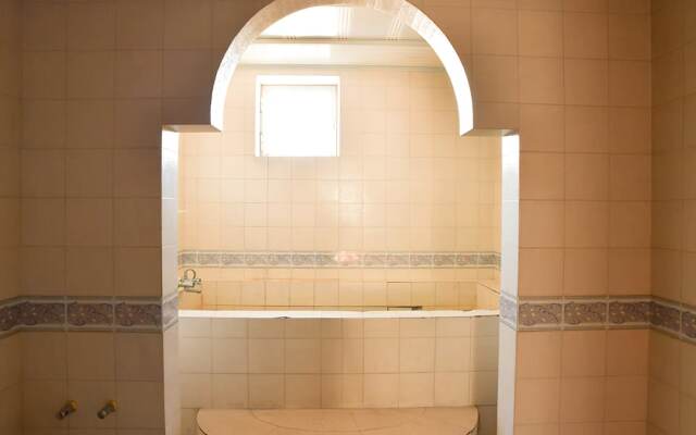 Goldway Hostel