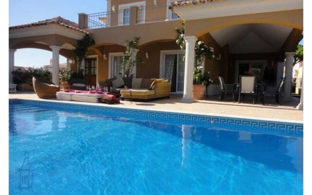 Villa Tulipa / Ategina V036 (Oceano)