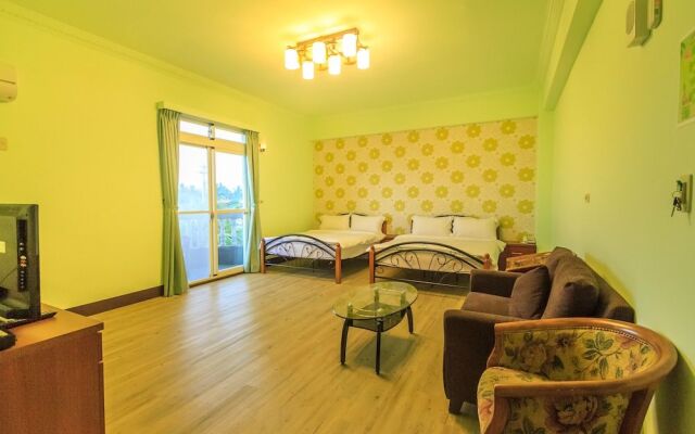 Starry Hotel