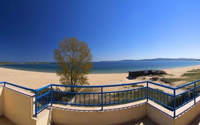Scape Royal Beach Chernomorets