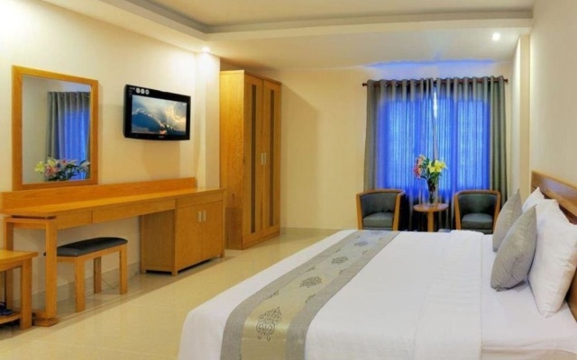You And Me Hotel – Guest Rooms – Ho Chi Minh City