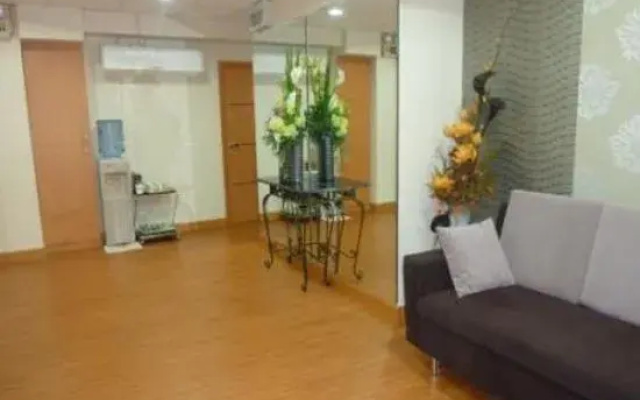 Hk Tai San Guest House