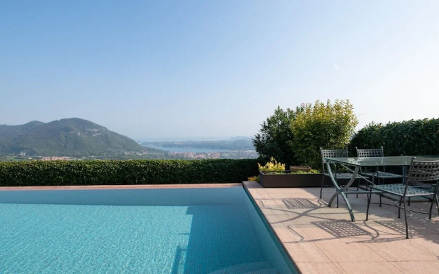 Villa Livia Luxury in Villanuova sul Clisi