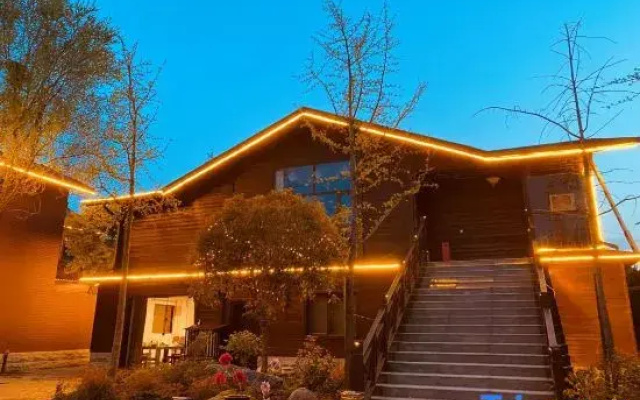 Si Road Inn