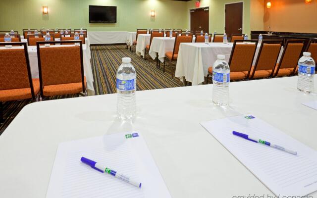 Holiday Inn Express Hotel & Suites DALLAS WEST by IHG