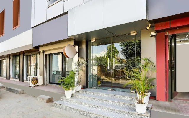 Stylish Stays Near Isbt Dehradun