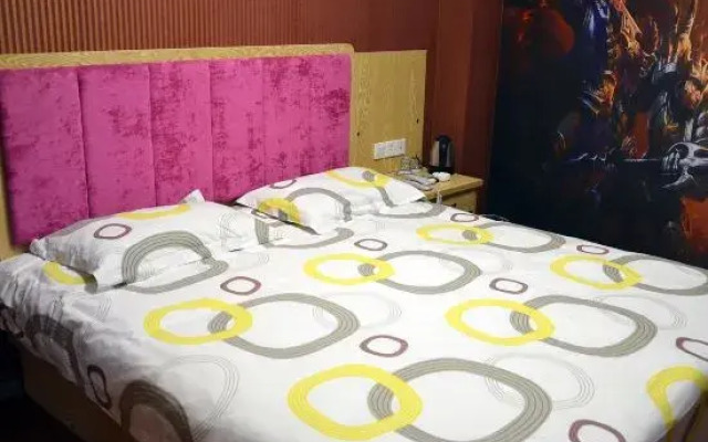 Wuhan Dreamer Theme Hotel (Textile University Shuguang Xingcheng Branch)