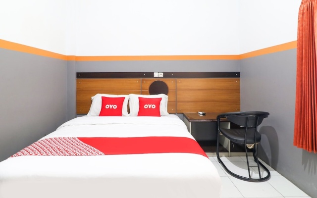 Wisma Etiga by OYO Rooms – Guest Rooms – Tarogong