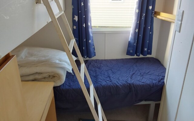Arizona Family and Dogs Welcome Caravan 3 Bedrooms