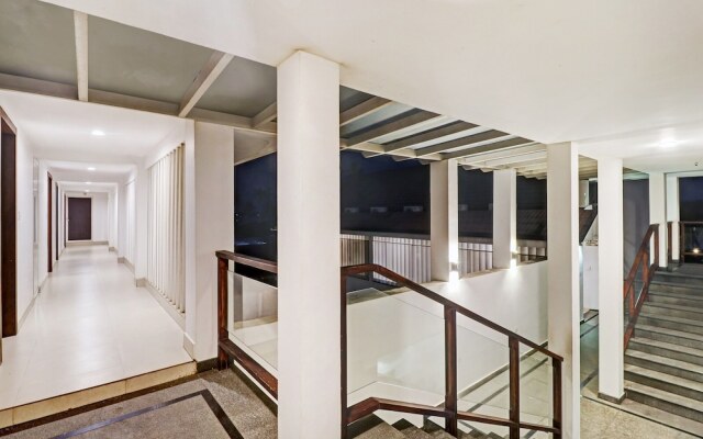 Super OYO Townhouse OAK Edassery's Sealine Villa Stay