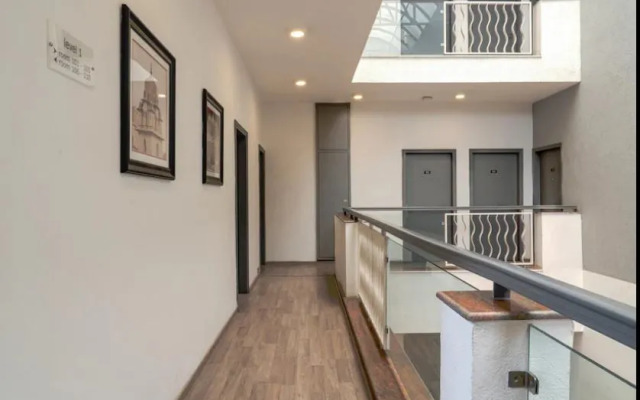 Enn Kay Residency Sector 15