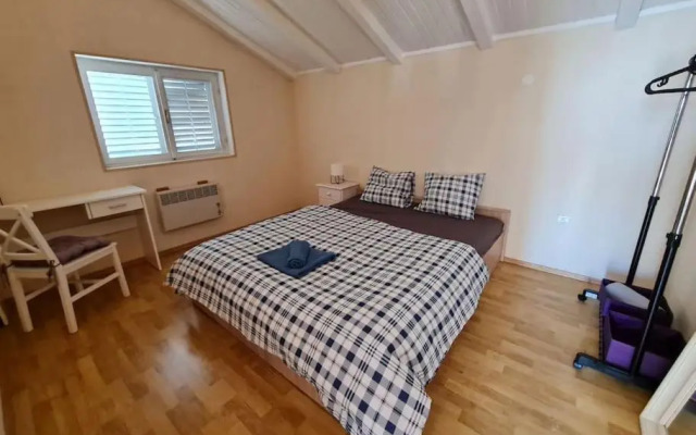 Prostorný domov v nejkrásnější části Chorvatska