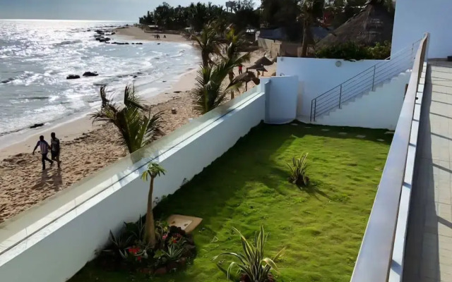 Villa Somone Pied Dans L'eau