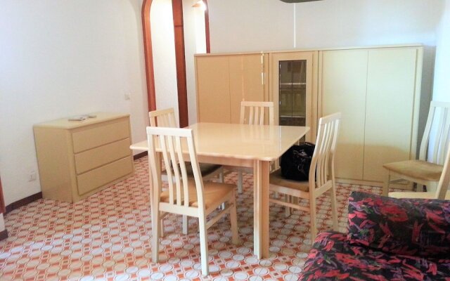 Comfortable Apartment In Giardini Naxos With Garden