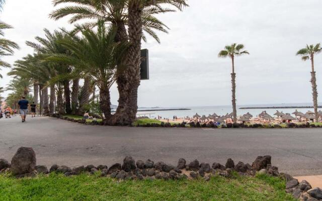 Parque Santiago III 200 - Two Bed overlooking beach and ocean