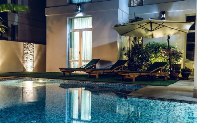 Nagawari Art Maldives Pattaya Villa