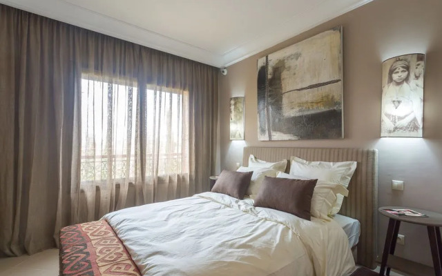 Malaya Suites & Villas