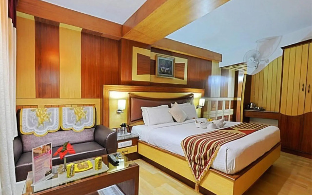 Ponmari Residency