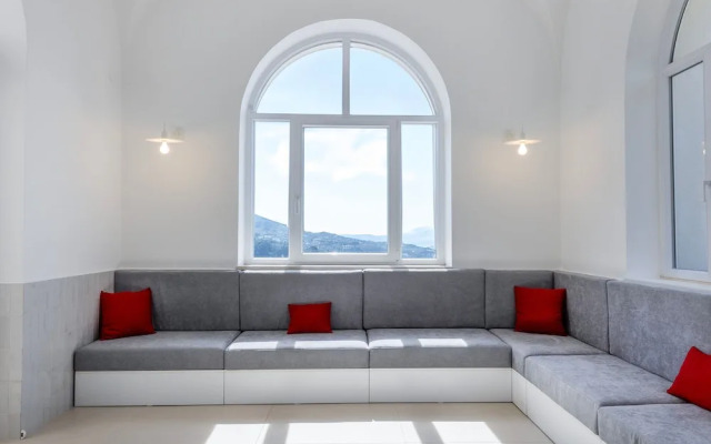 Villa Maiuri by Myvillacollection