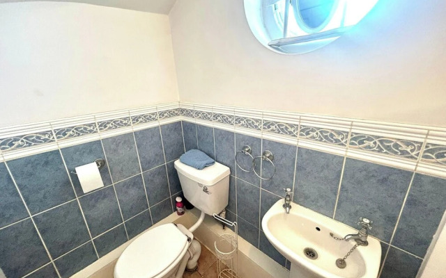 Private Lincoln Retreat - 4 Bedroom House