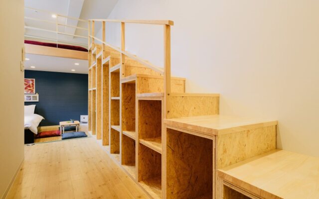 Ten Apartment Hotel