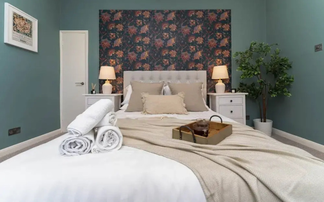 Host Stay Round Hill Apartment
