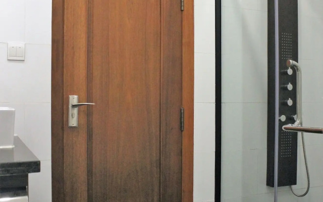 Malis the Residence & Hotel