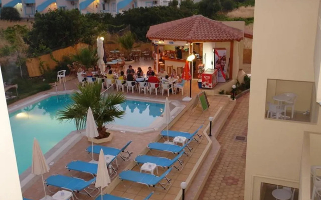 Sunshine Hotel Malia
