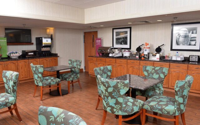 Hampton Inn Springfield-South