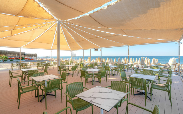 Vox Maris Resort