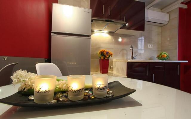 Ionia apartments