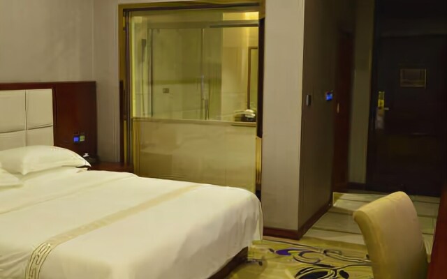 Baihe Hotel (Foshan Lecong Tianyoucheng)