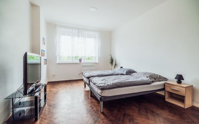 Skodova Apartments