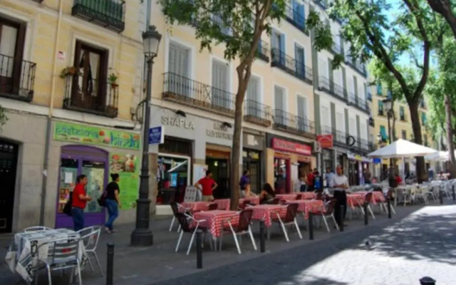 S32-Estudio con Wifi en Madrid Centro