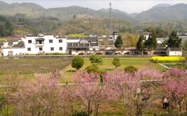 Xidi Travel Lodge