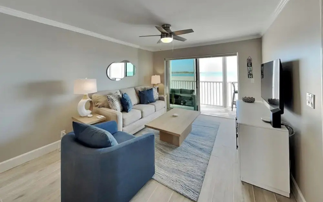 Castle Beach 303
