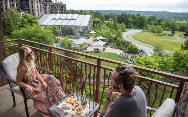 Grand Cascades Lodge