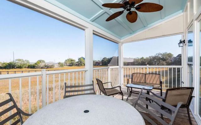 84 Waters Edge - Riverview Townhouse - Pool