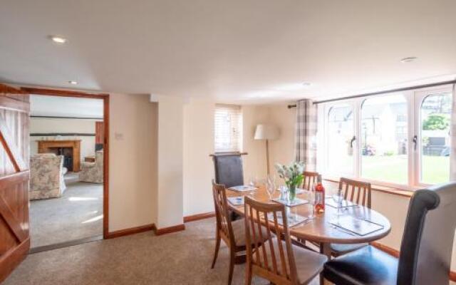 3 Beach Cottages