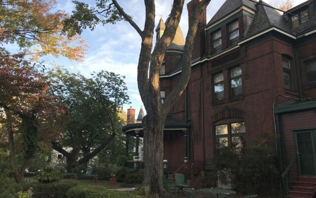 The Gables Bed and Breakfast Philadelphia
