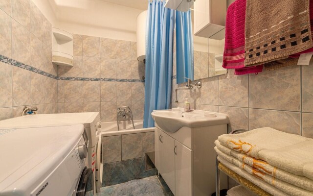 Amazing Apartment in Zadar With 2 Bedrooms and Wifi
