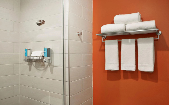 Aloft Seattle Redmond