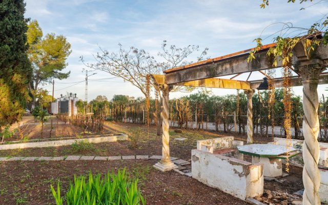 Splendid Holiday Home in Utrera With Garden
