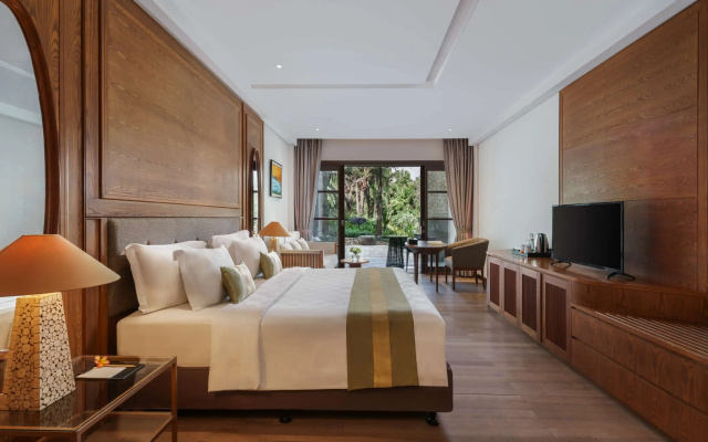 Royal Tulip Springhill Resort Jimbaran