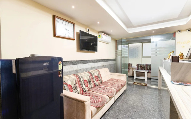 Fabhotel Sai Luxury Comforts
