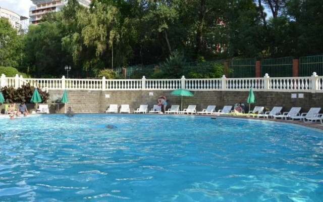 Morskaya Zvezda, Gostinitsa